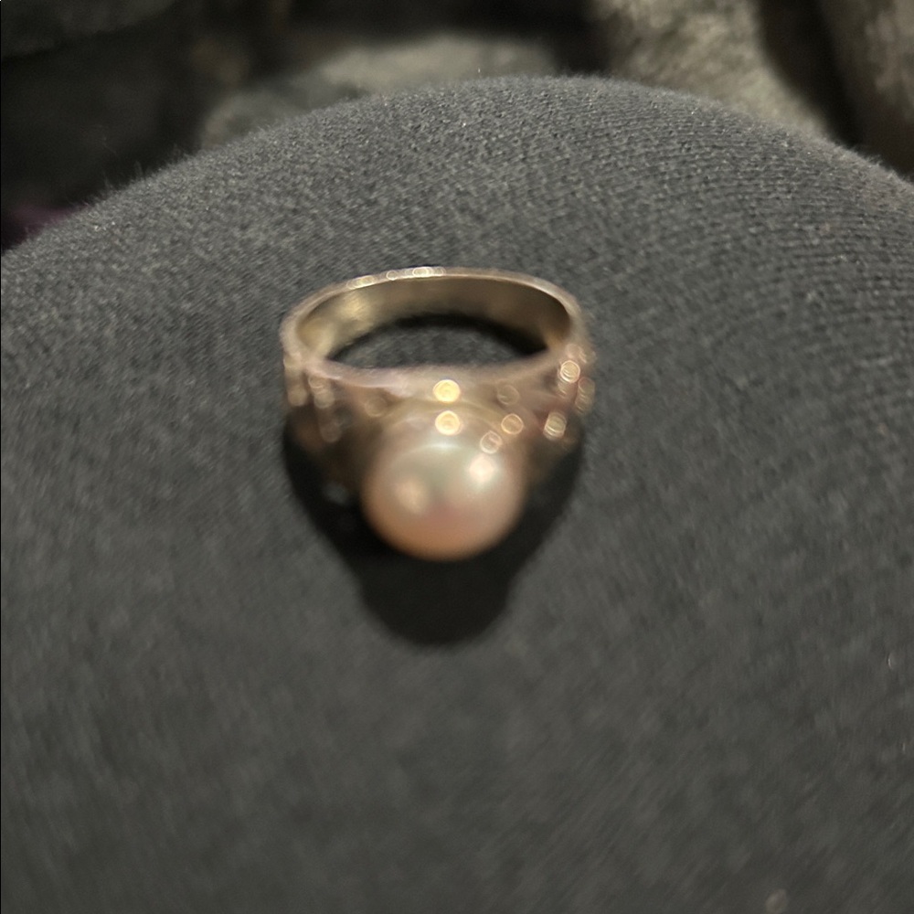 Elegant Pearl Ring Size 8 Sterling Silver